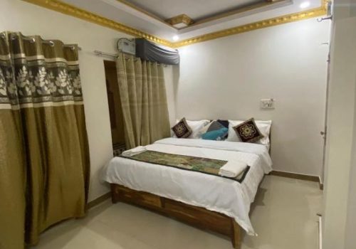 Deluxe Double Room with Shower